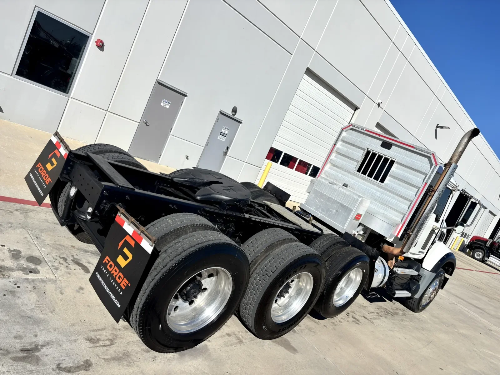 2010 Mack Granite in Hutchins, TX — photo 11