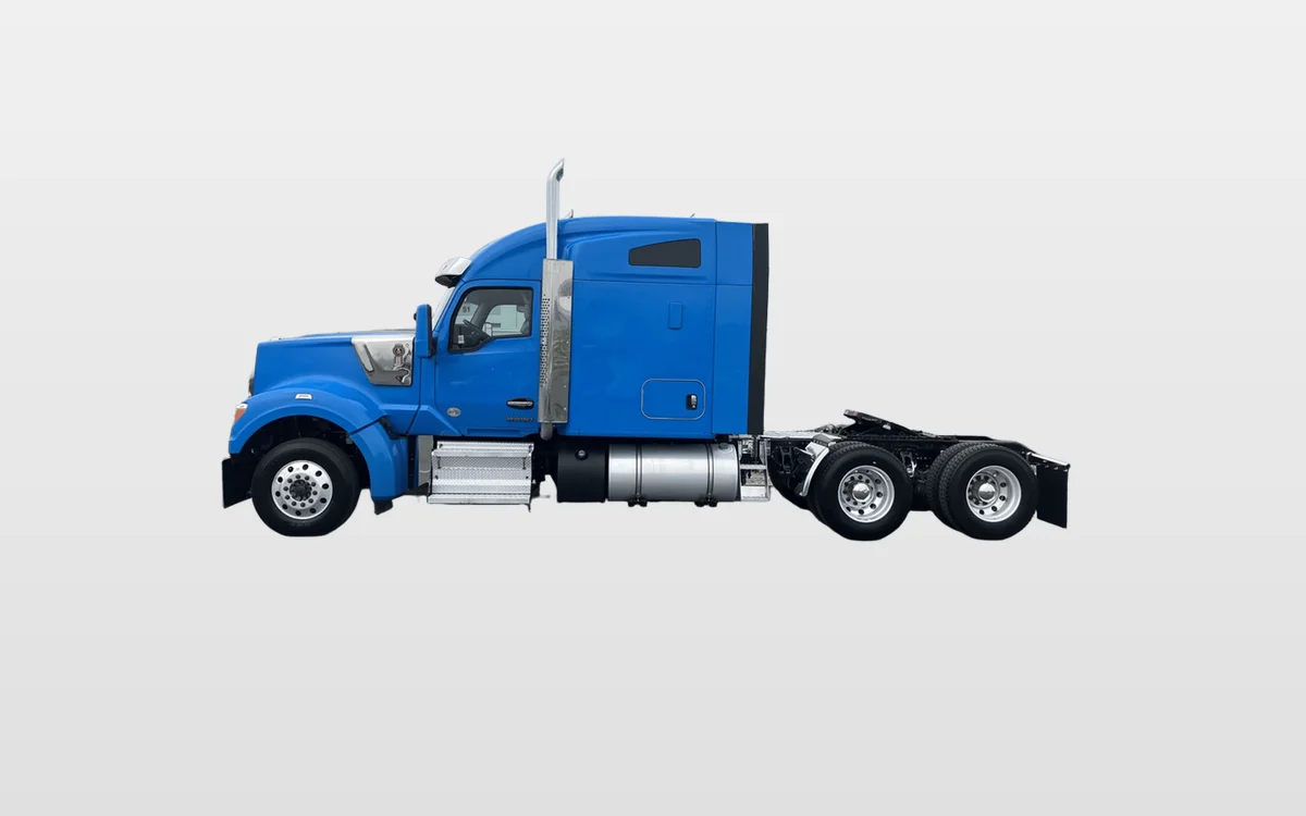2022 Kenworth W990 - image 1