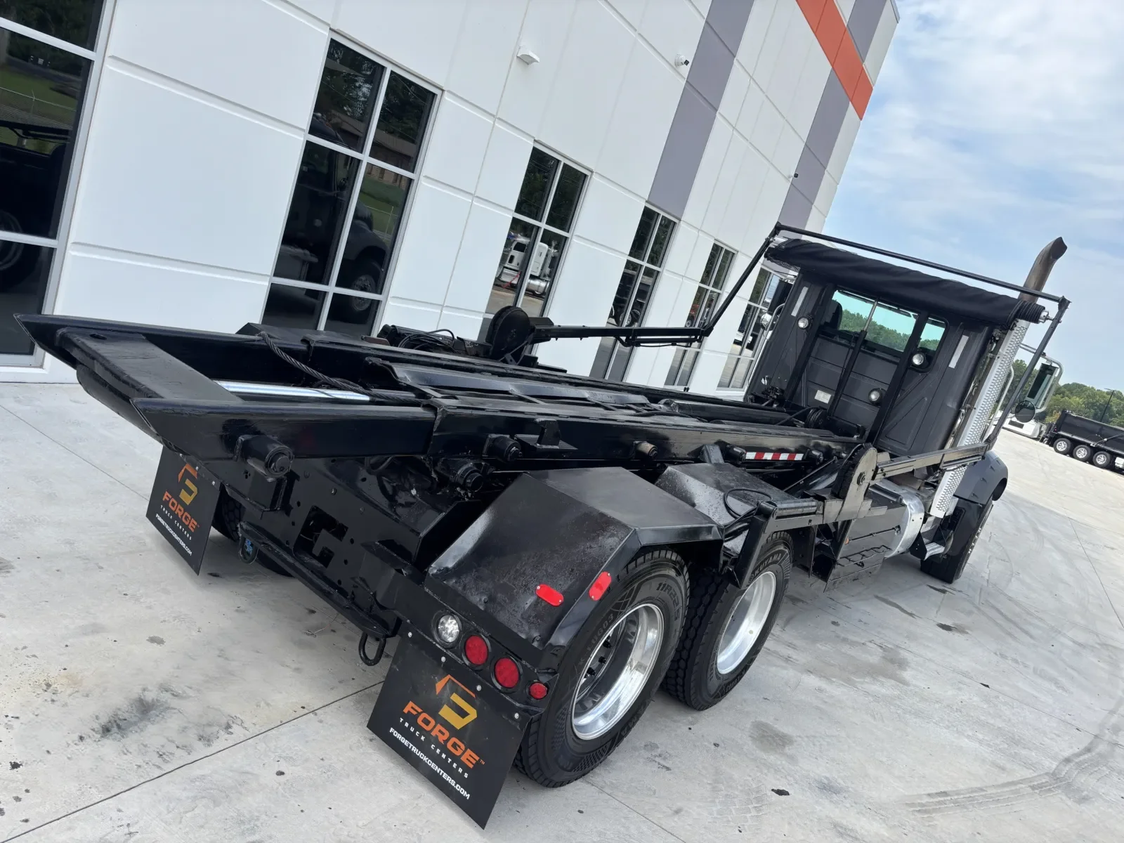 2017 Mack Granite in Greer, SC — photo 11