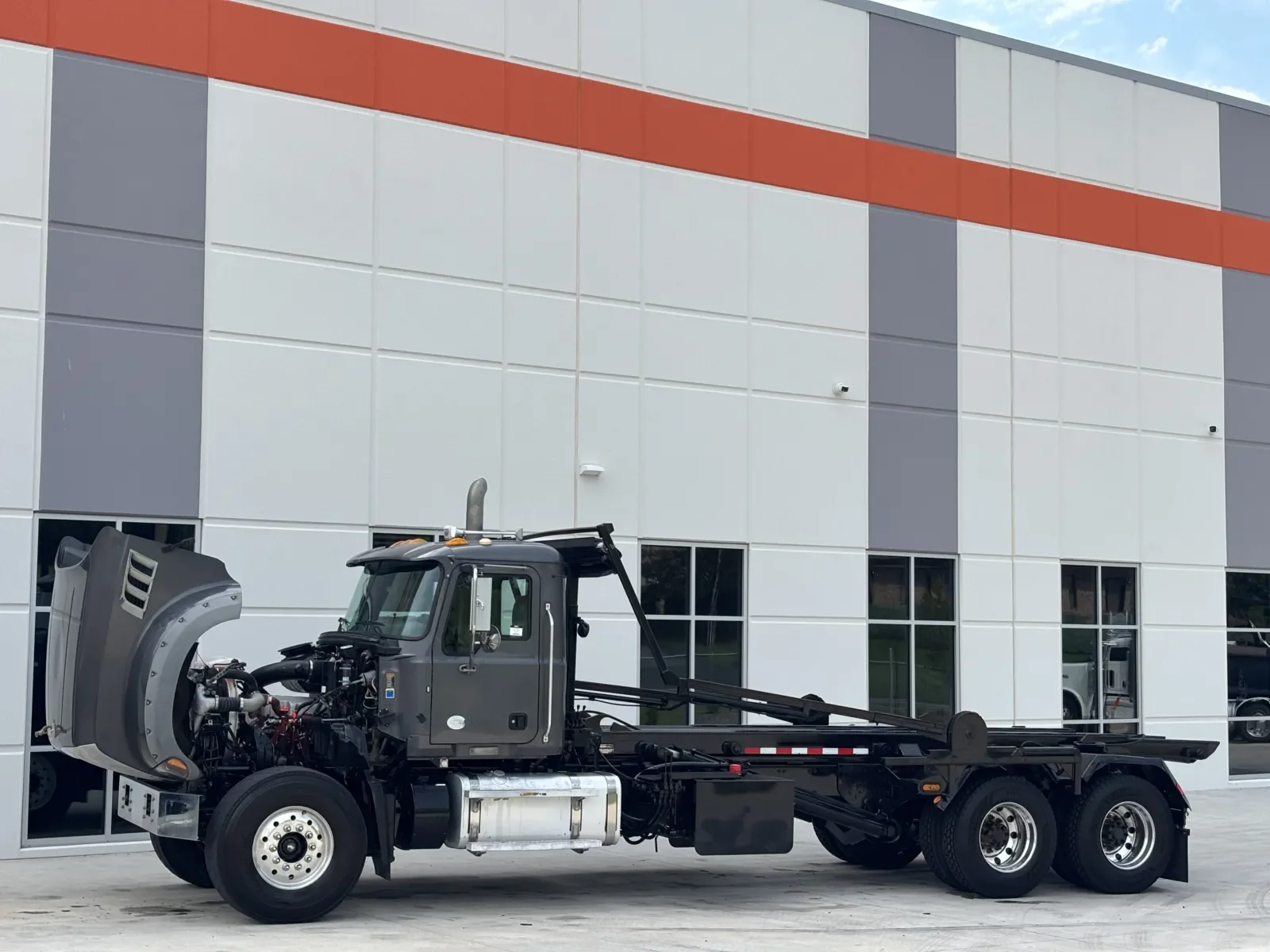 2017 Mack Granite in Greer, SC — photo 10