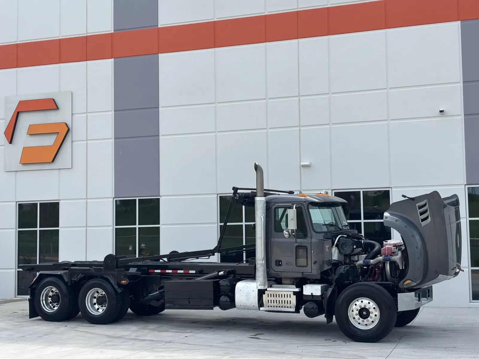 2017 Mack Granite in Greer, SC — photo 9