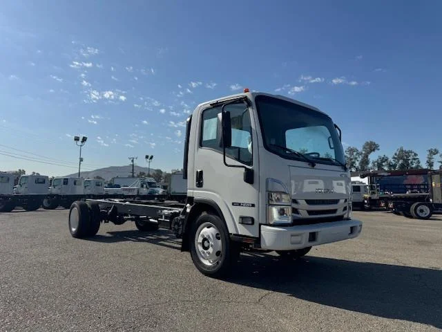 2026 Isuzu NRR - image 4