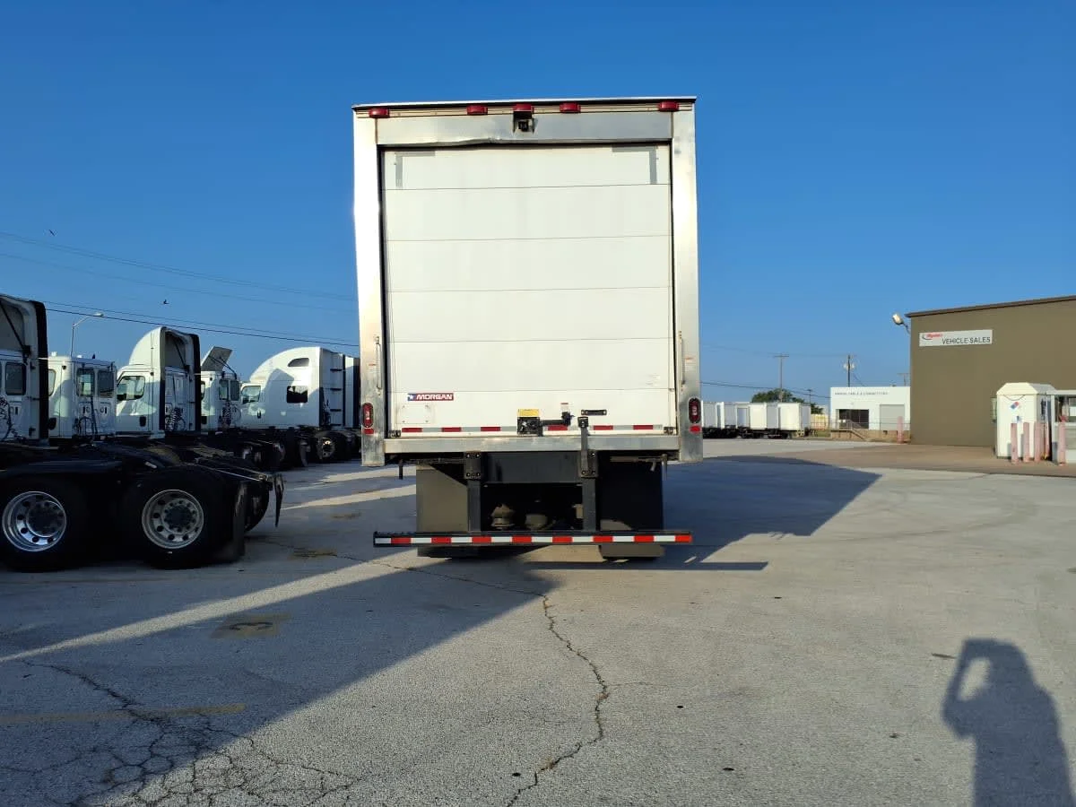 2020 Freightliner M2 106 in Fort Worth, TX — photo 5