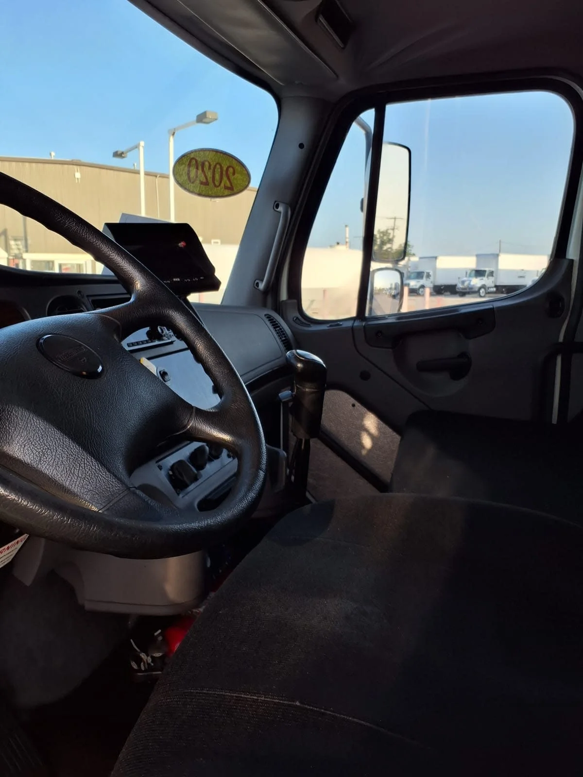2020 Freightliner M2 106 in Fort Worth, TX — photo 8