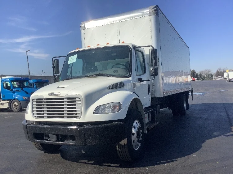 2020 Freightliner M2 106 - image 3