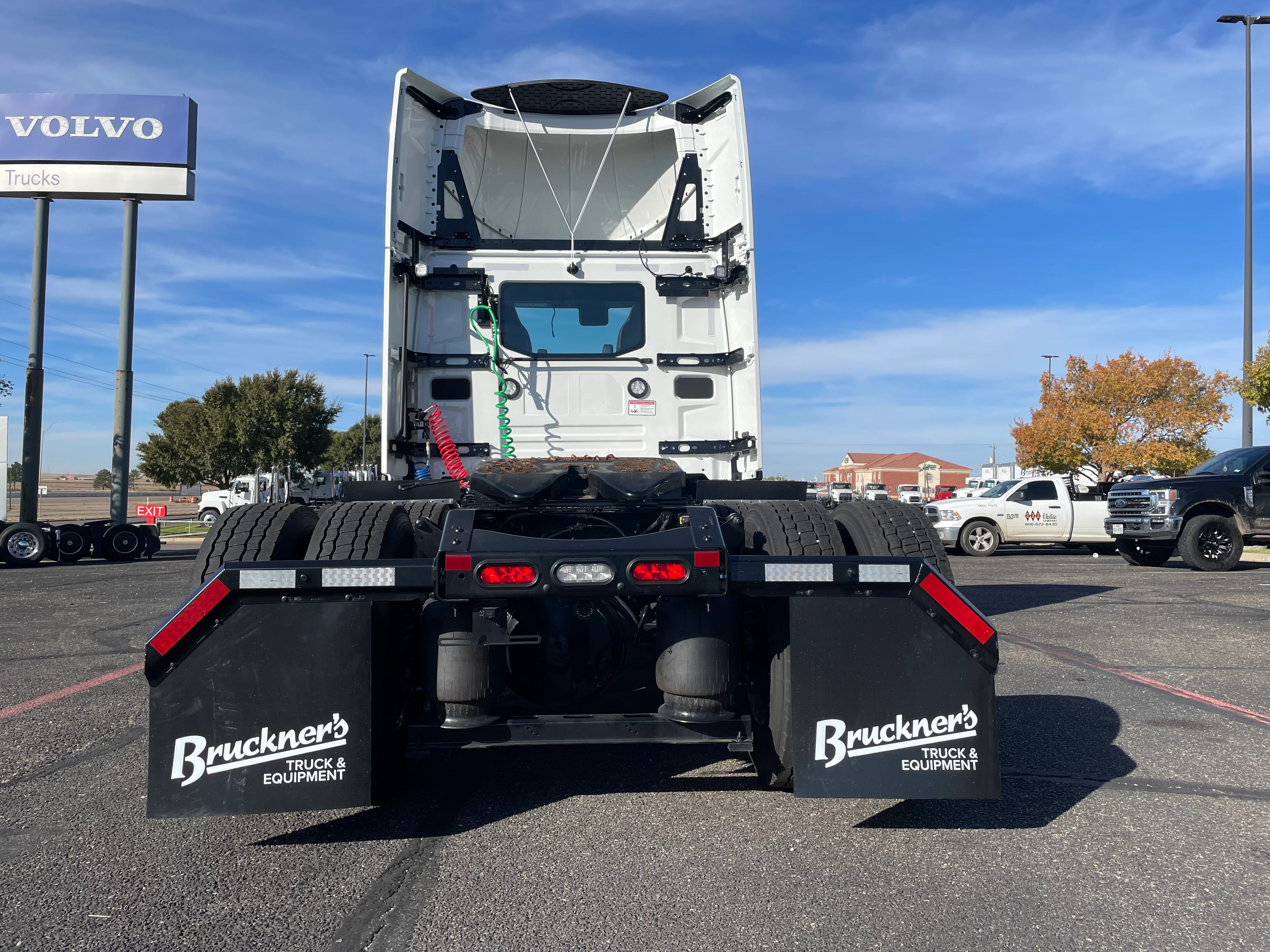 2026 Mack Pinnacle in Lubbock, TX — photo 11