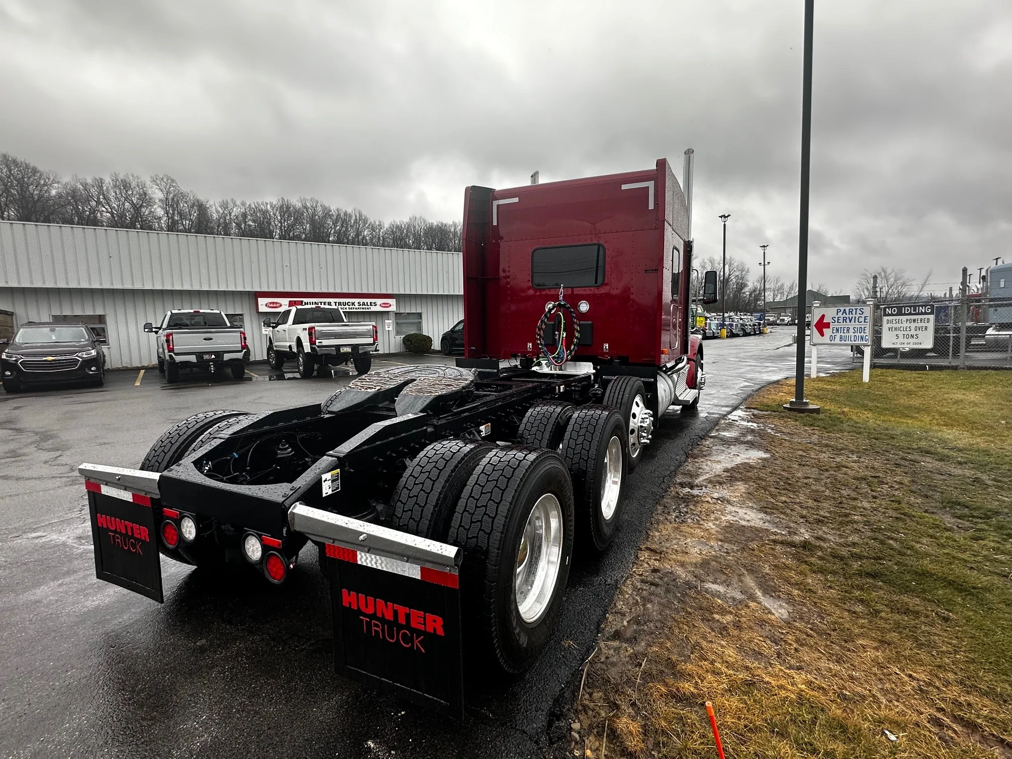2027 Peterbilt 567 in Butler, PA — photo 13