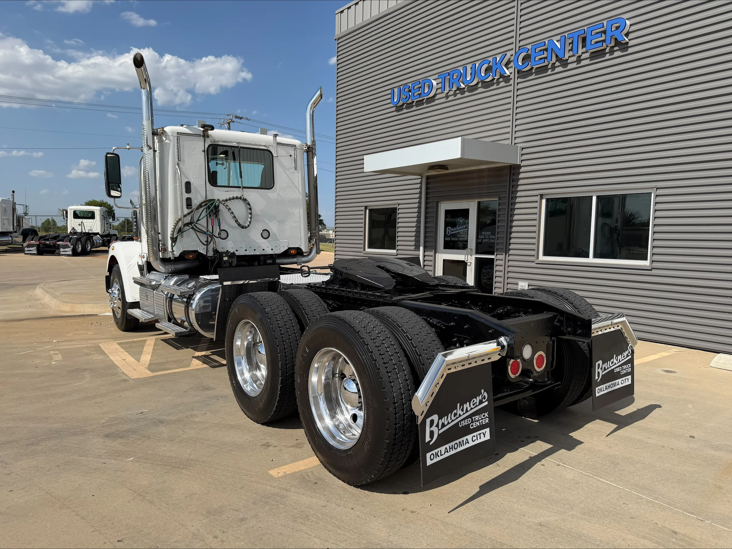 2019 Freightliner 122SD in Oklahoma City, OK — photo 7