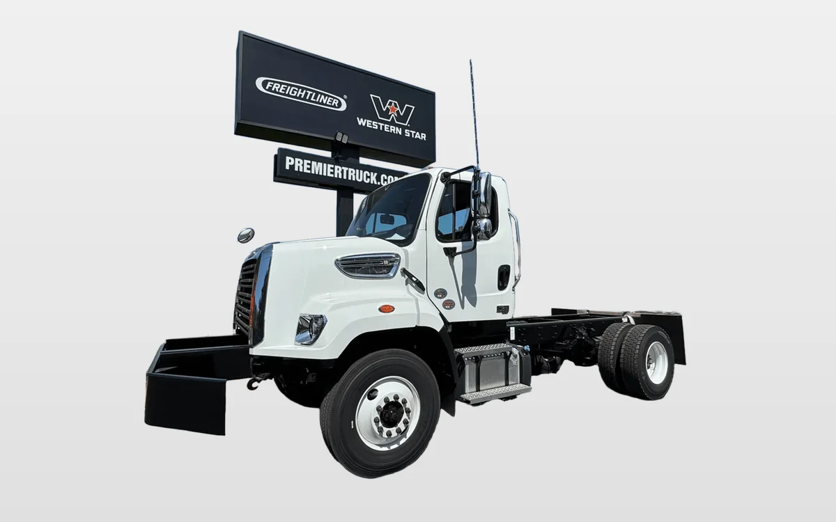 2025 Freightliner 108SD - image 1