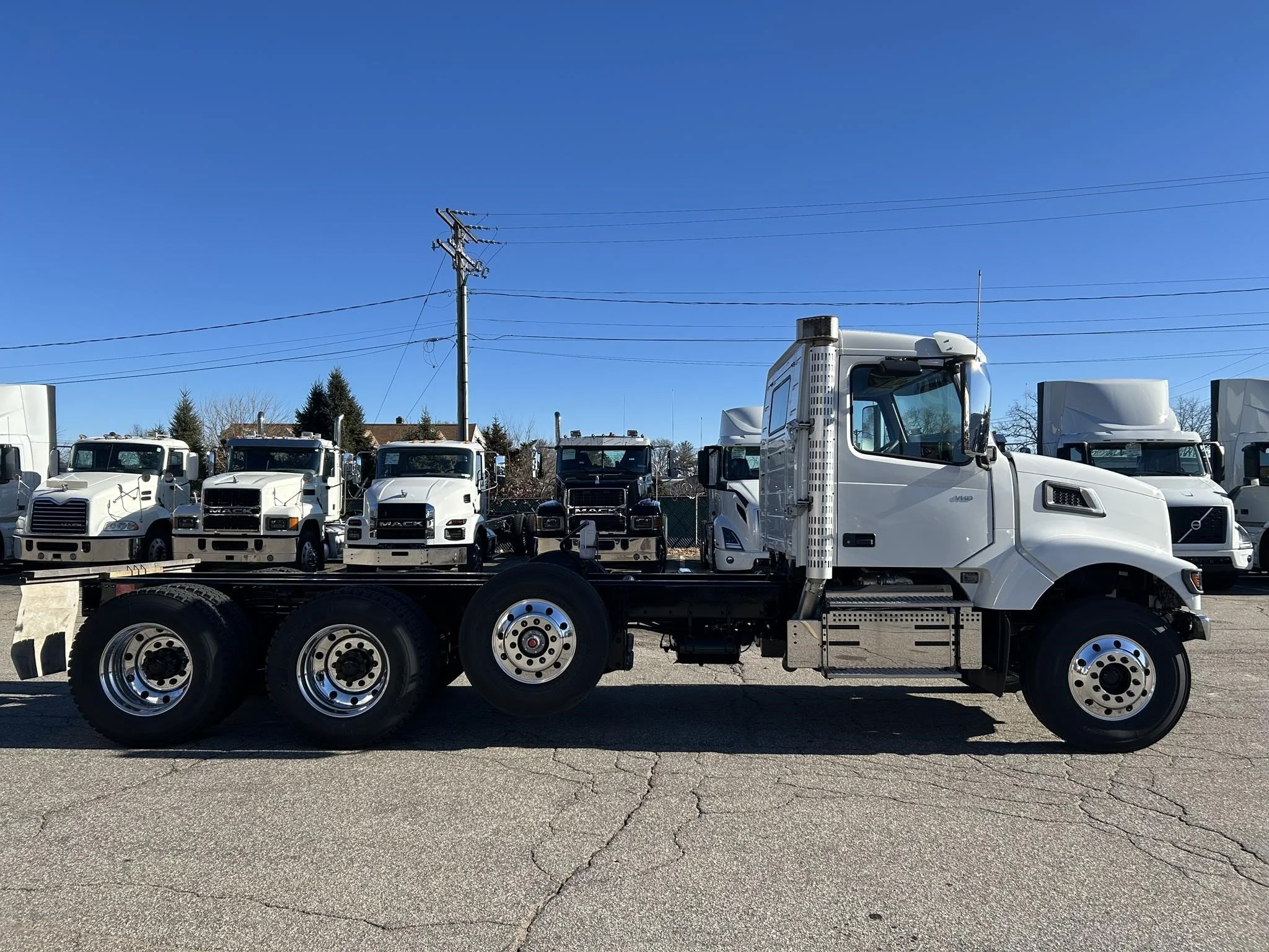 2026 Volvo in Manchester, NH — photo 3