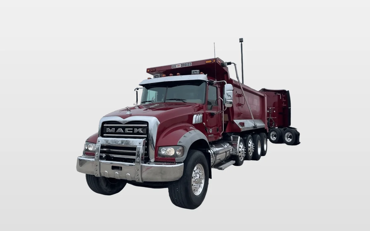 2016 MACK GRANITE - image 1