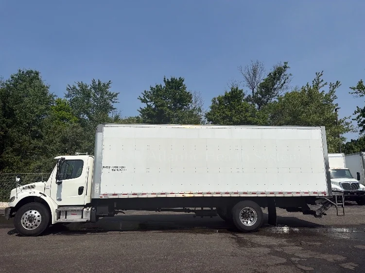 2023 Freightliner eM2 in Parsippany, NJ — photo 4