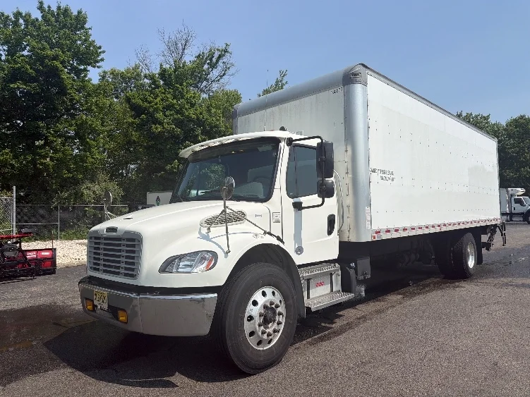 2023 Freightliner eM2 in Parsippany, NJ — photo 3
