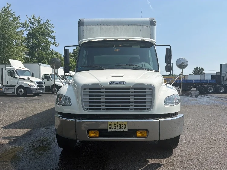 2023 Freightliner eM2 in Parsippany, NJ — photo 2