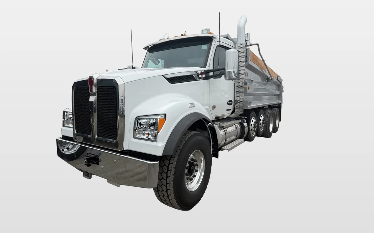 2026 Kenworth T880 - image 1