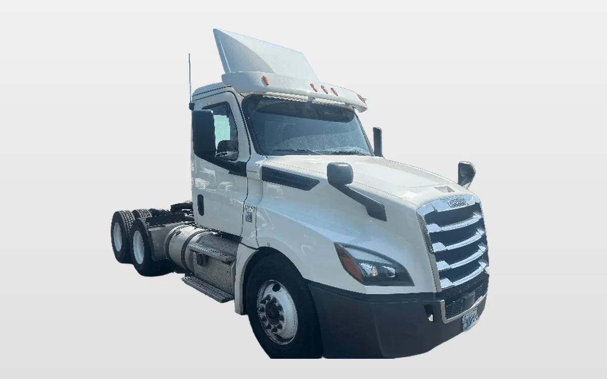 2019 Freightliner - image 1