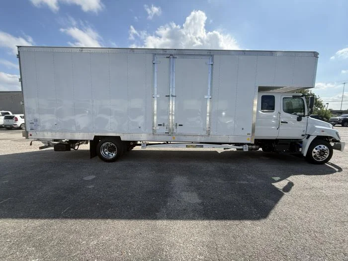 2026 Hino L6 in Dallas, TX — photo 29