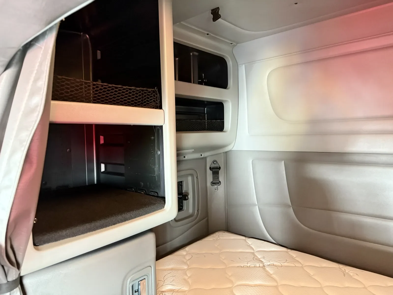 2024 Peterbilt 389 - image 22