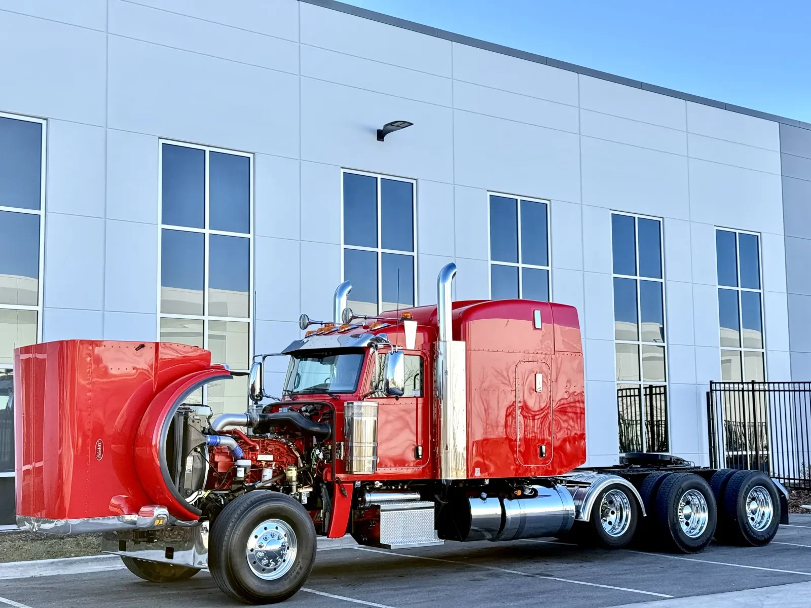 2024 Peterbilt 389 - image 10