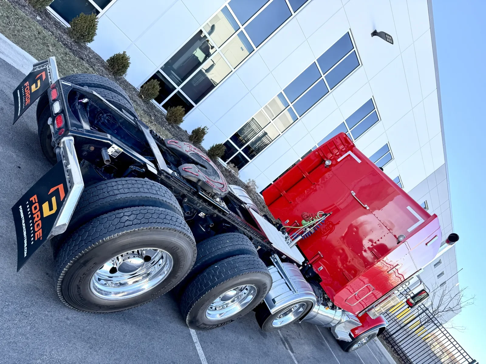 2024 Peterbilt 389 in New Lenox, IL — photo 11