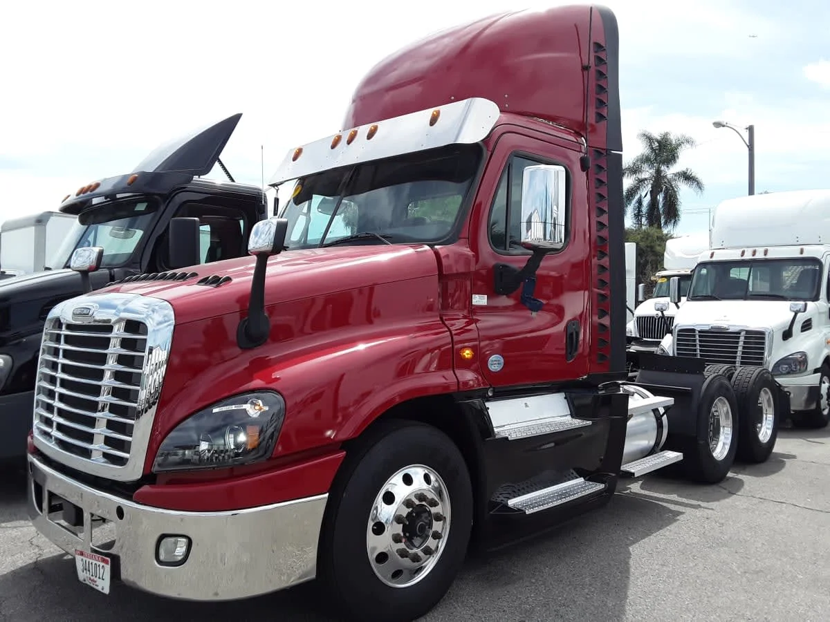 2020 Freightliner Cascadia in Phoenix, AZ