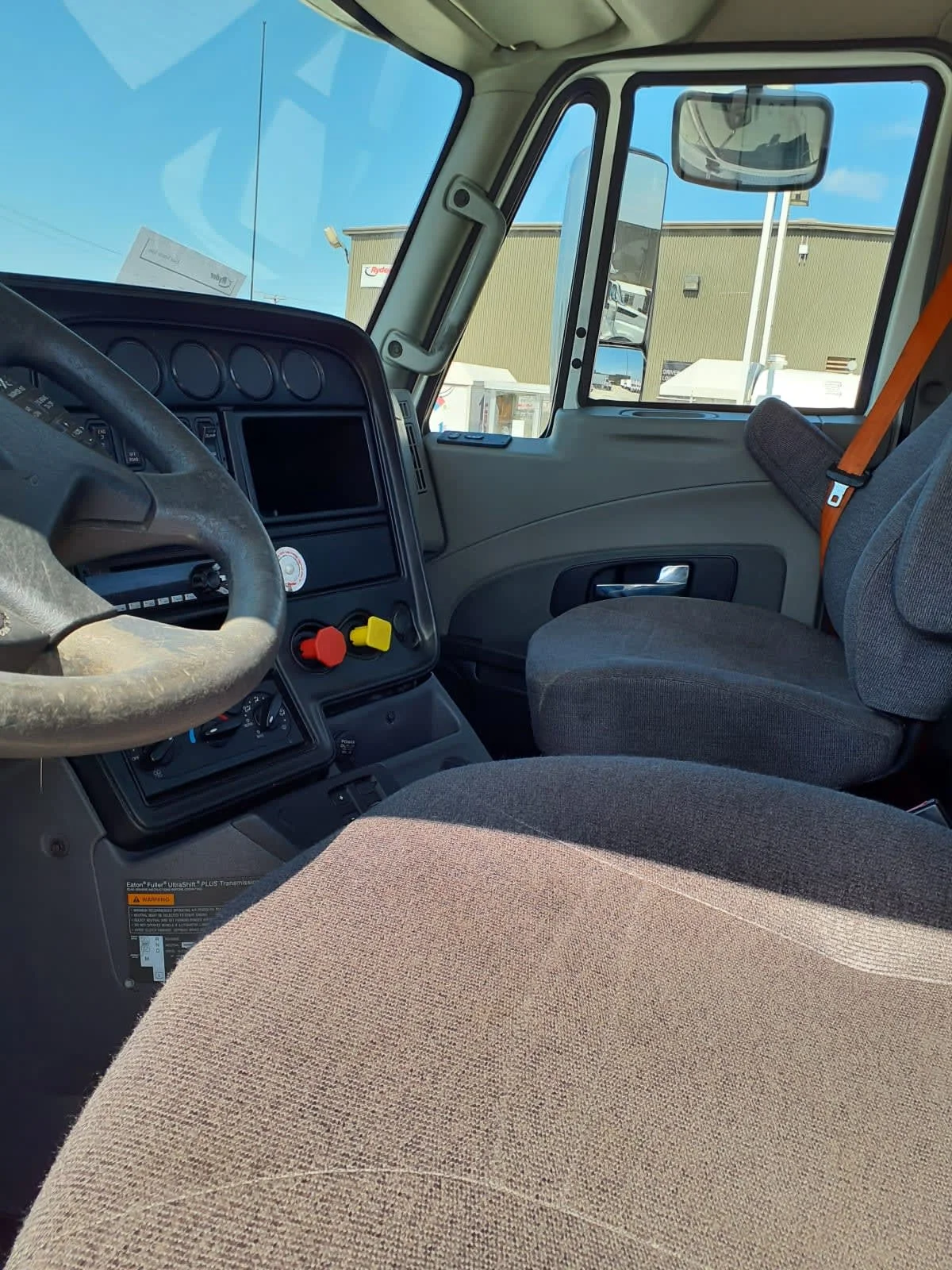 2016 International ProStar - image 7