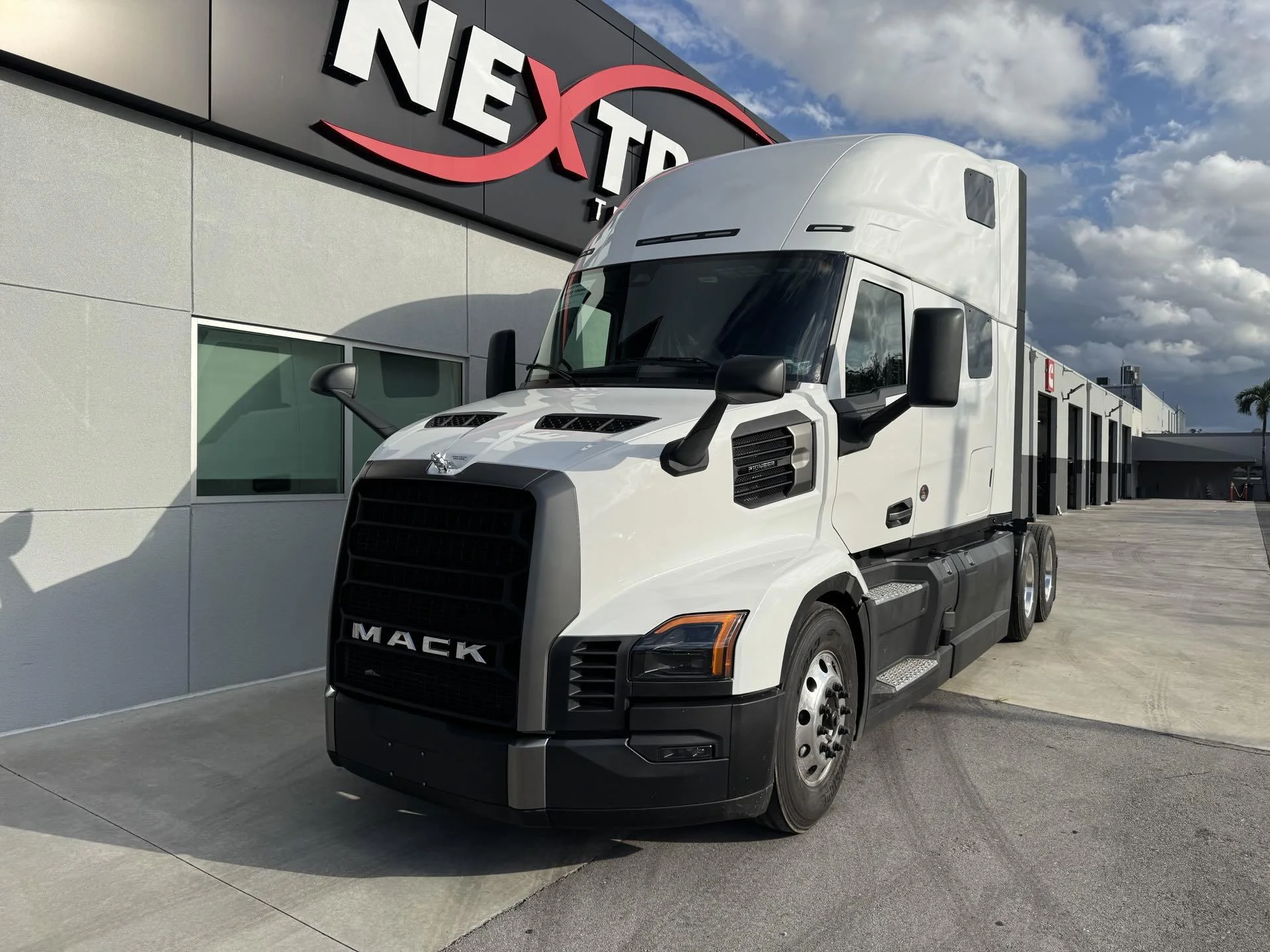 2026 Mack Pinnacle in Fort Lauderdale, FL