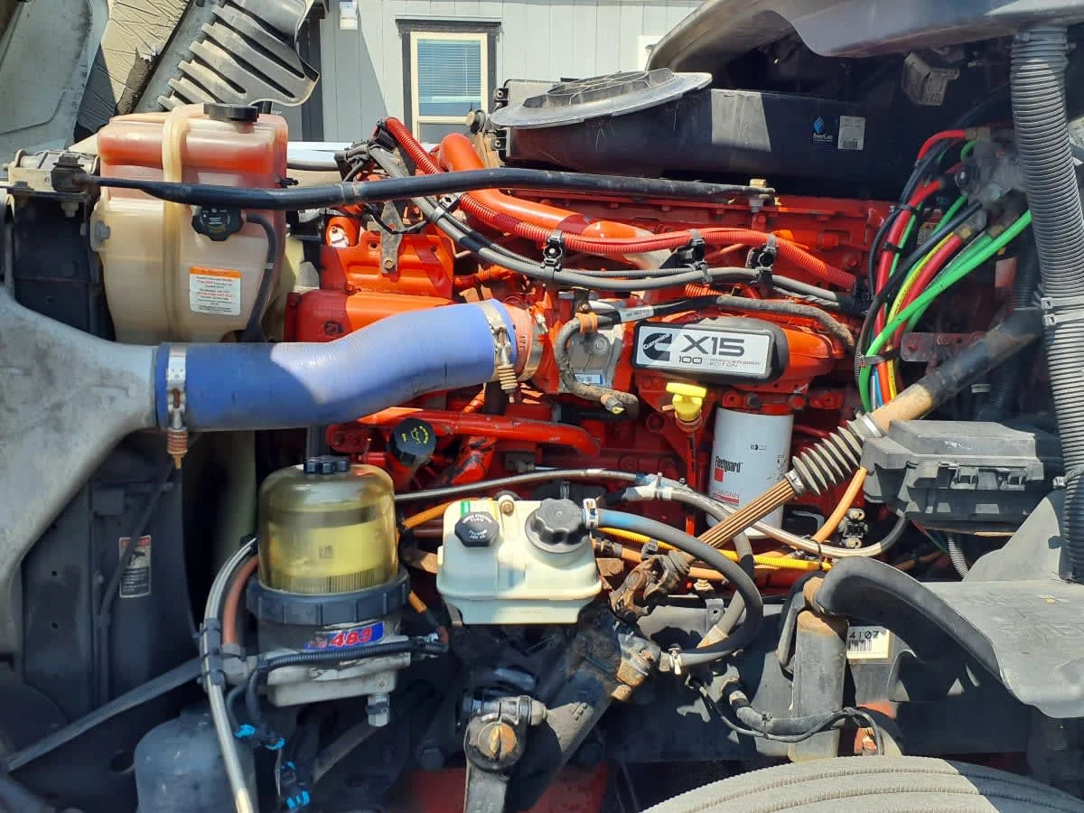 2020 Freightliner Cascadia in Clarksville, IN — photo 8