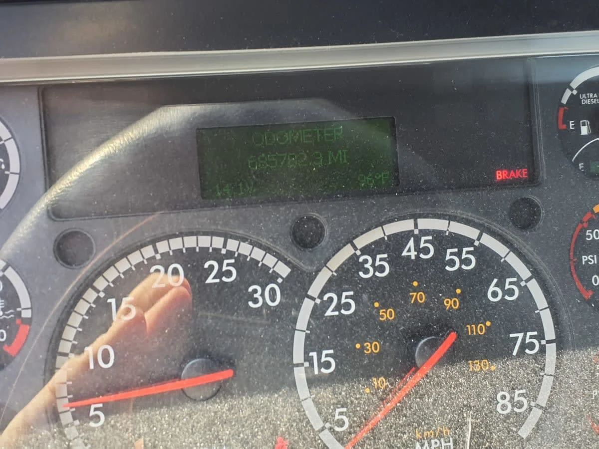 2020 Freightliner Cascadia in Clarksville, IN — photo 12
