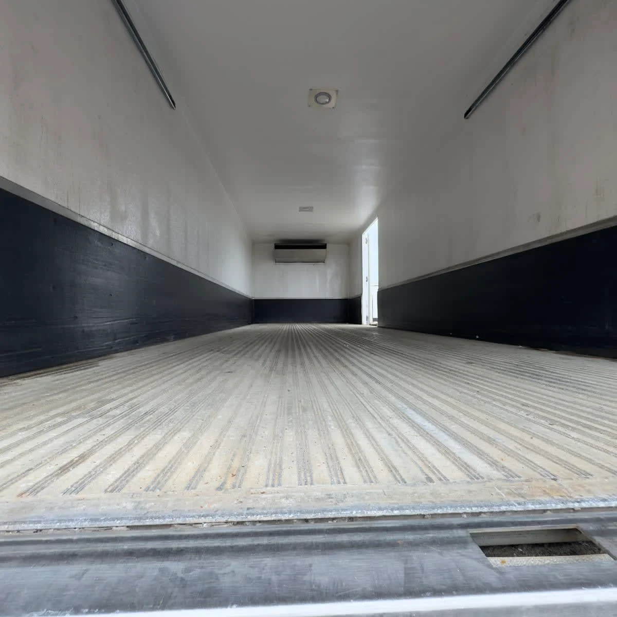 2020 Freightliner M2 106 in Syracuse, NY — photo 9