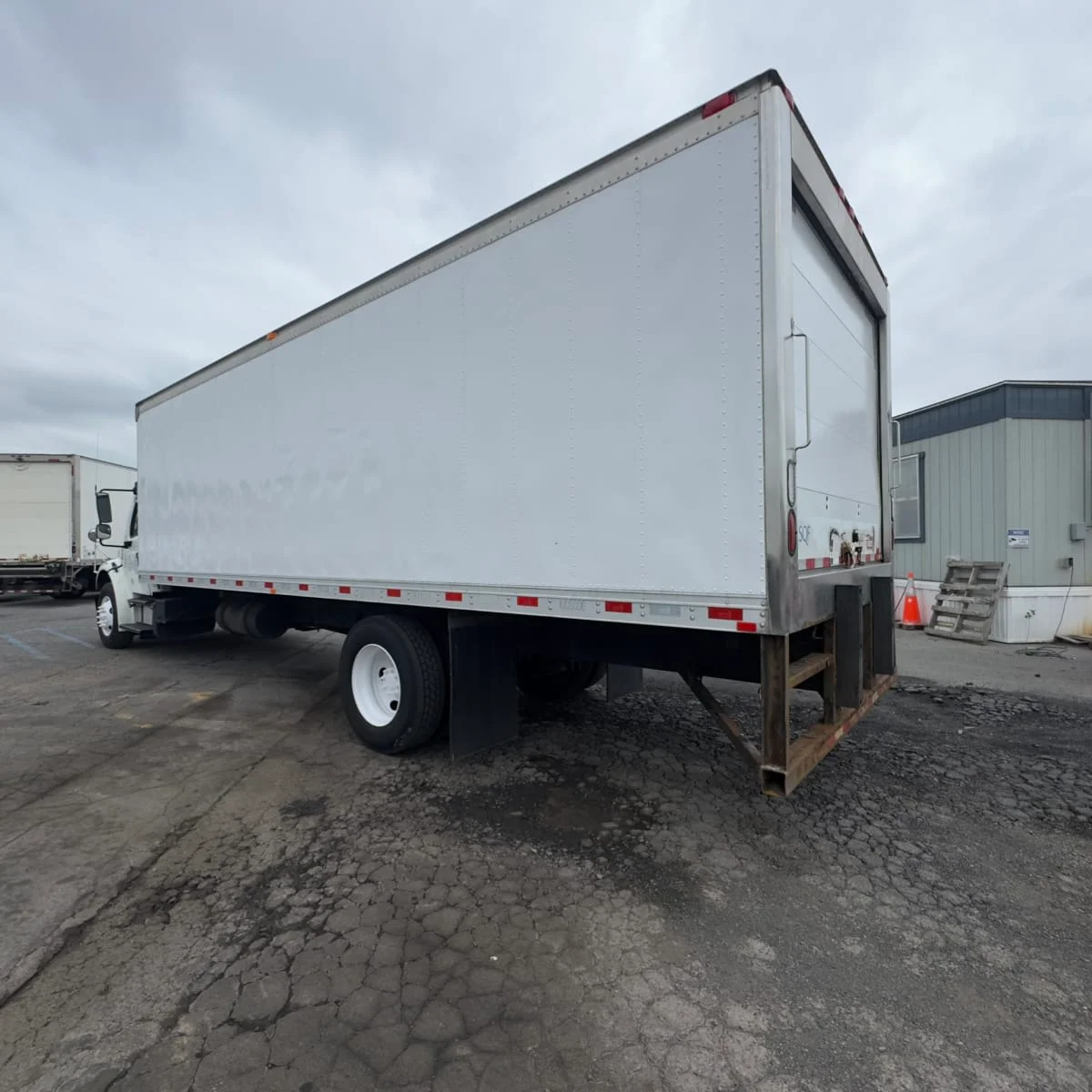2020 Freightliner M2 106 in Syracuse, NY — photo 6