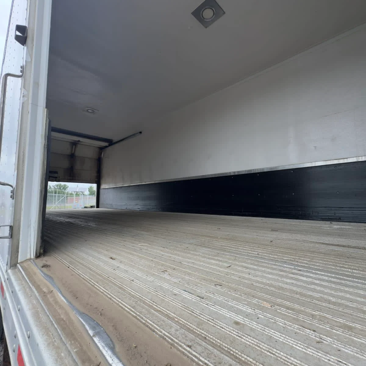 2020 Freightliner M2 106 in Syracuse, NY — photo 15