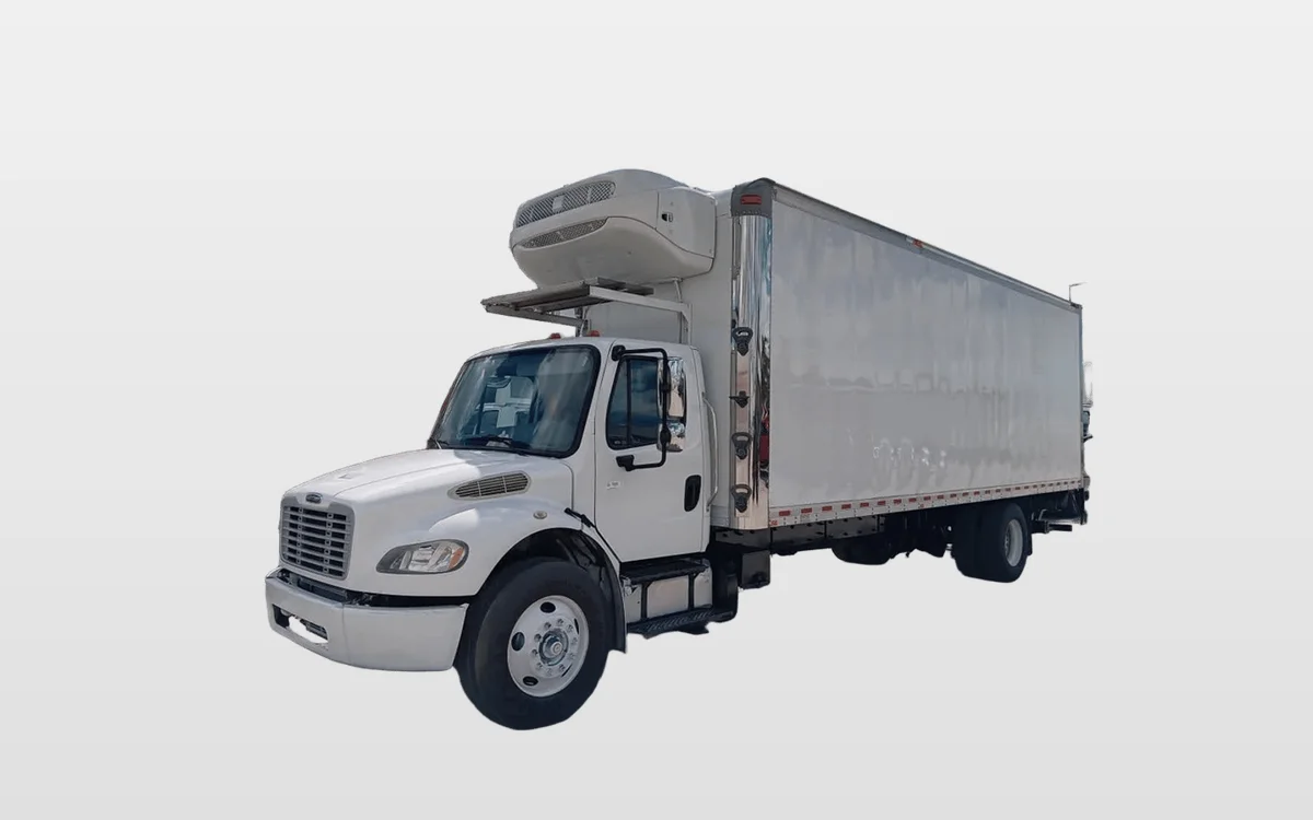 2018 Freightliner M2 106 - image 1