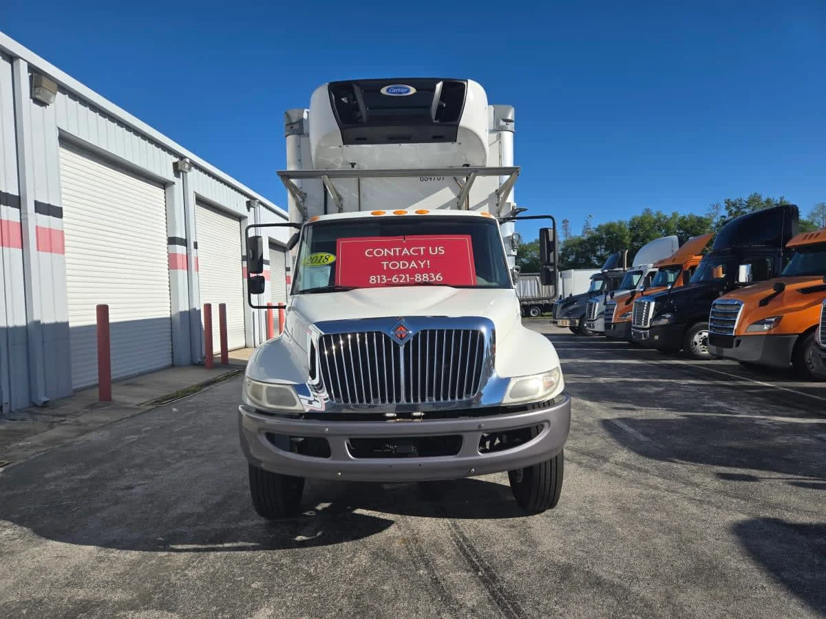 2018 International 4300 - image 2