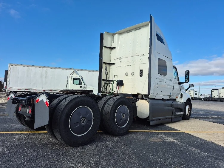 2023 International LT in La Porte, IN — photo 7