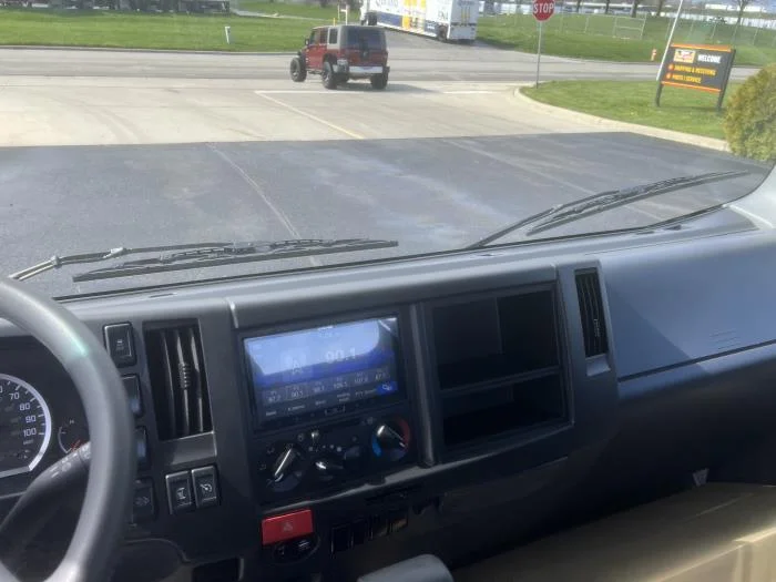 2025 Isuzu NRR in Dayton, OH — photo 19