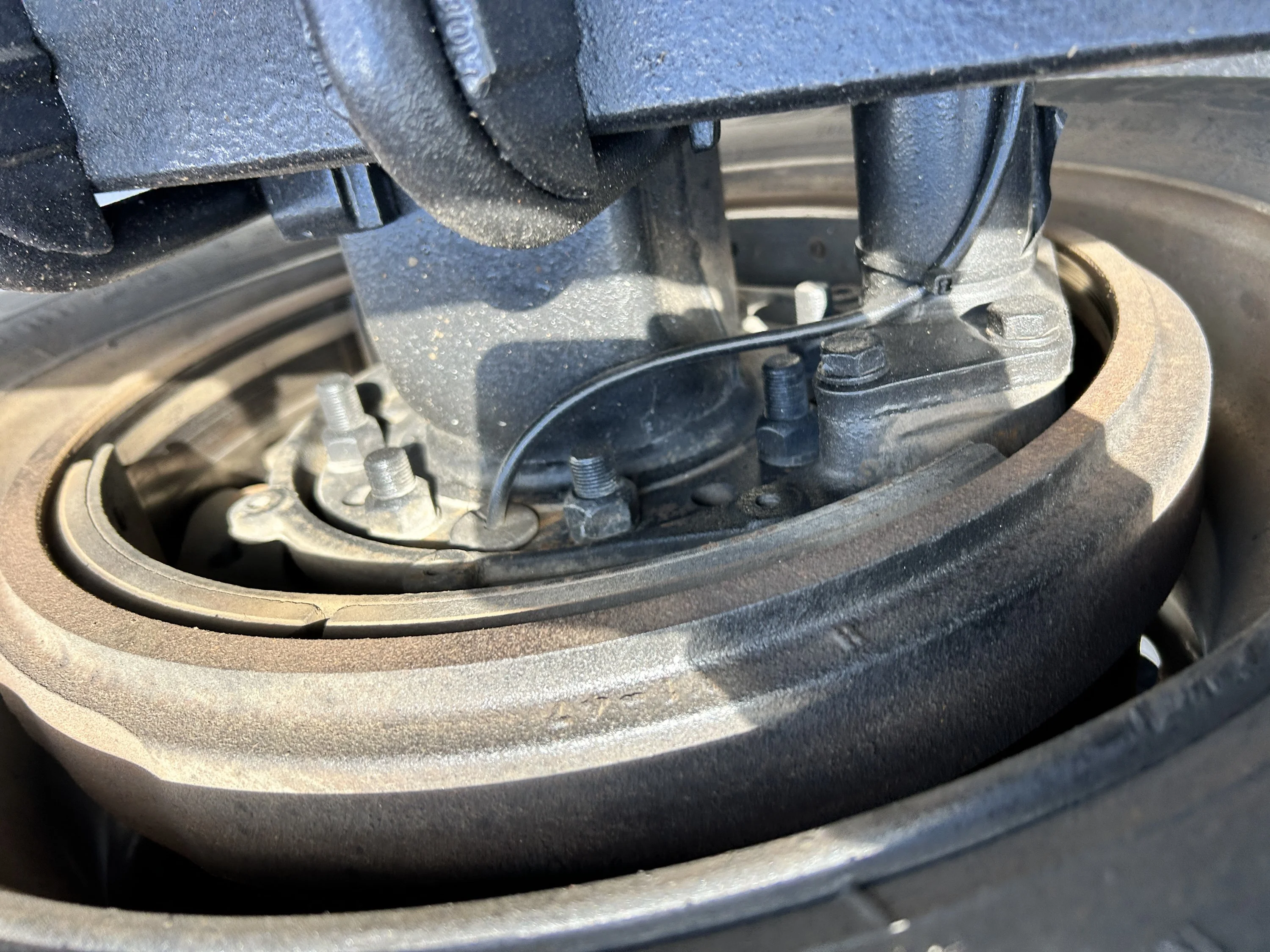 2020 Mack Anthem - image 10