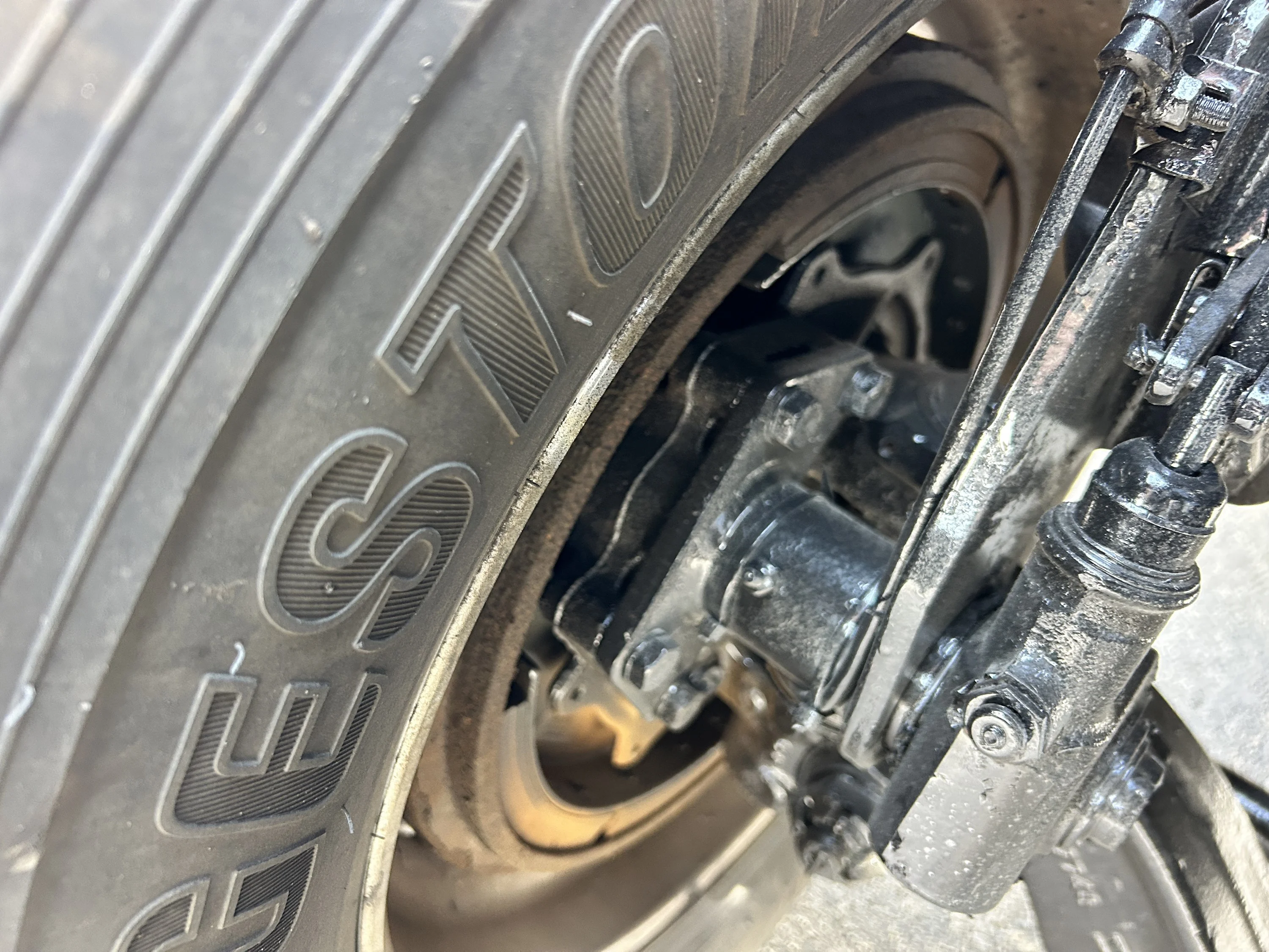 2020 Mack Anthem - image 13