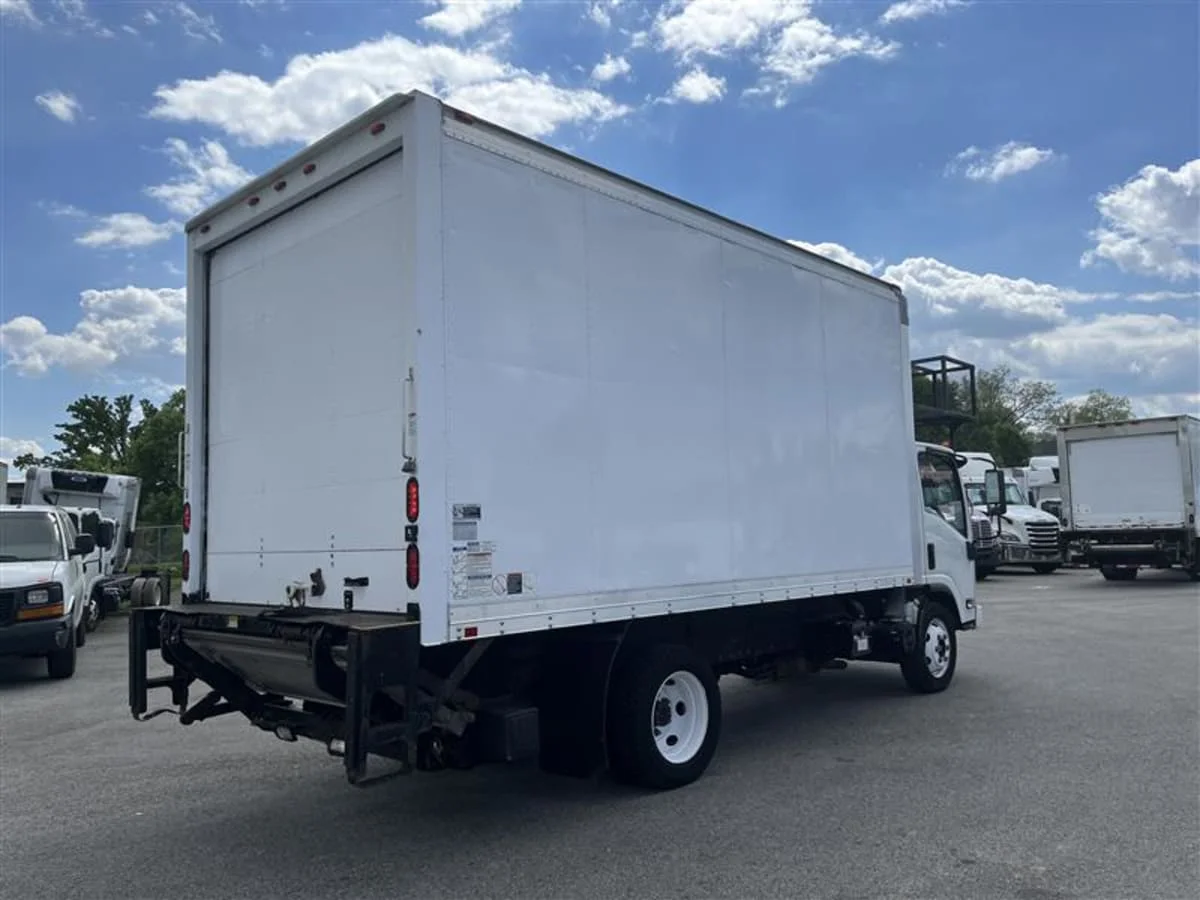 2019 Isuzu NPR - image 4