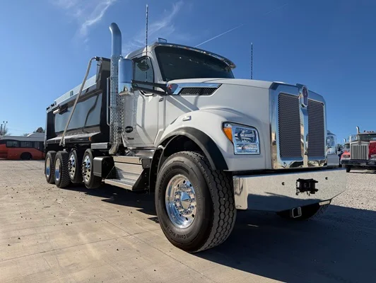 2027 Kenworth T880 in Tulsa, OK