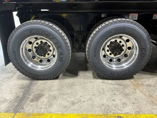 2027 Kenworth T880 in Tulsa, OK — photo 4