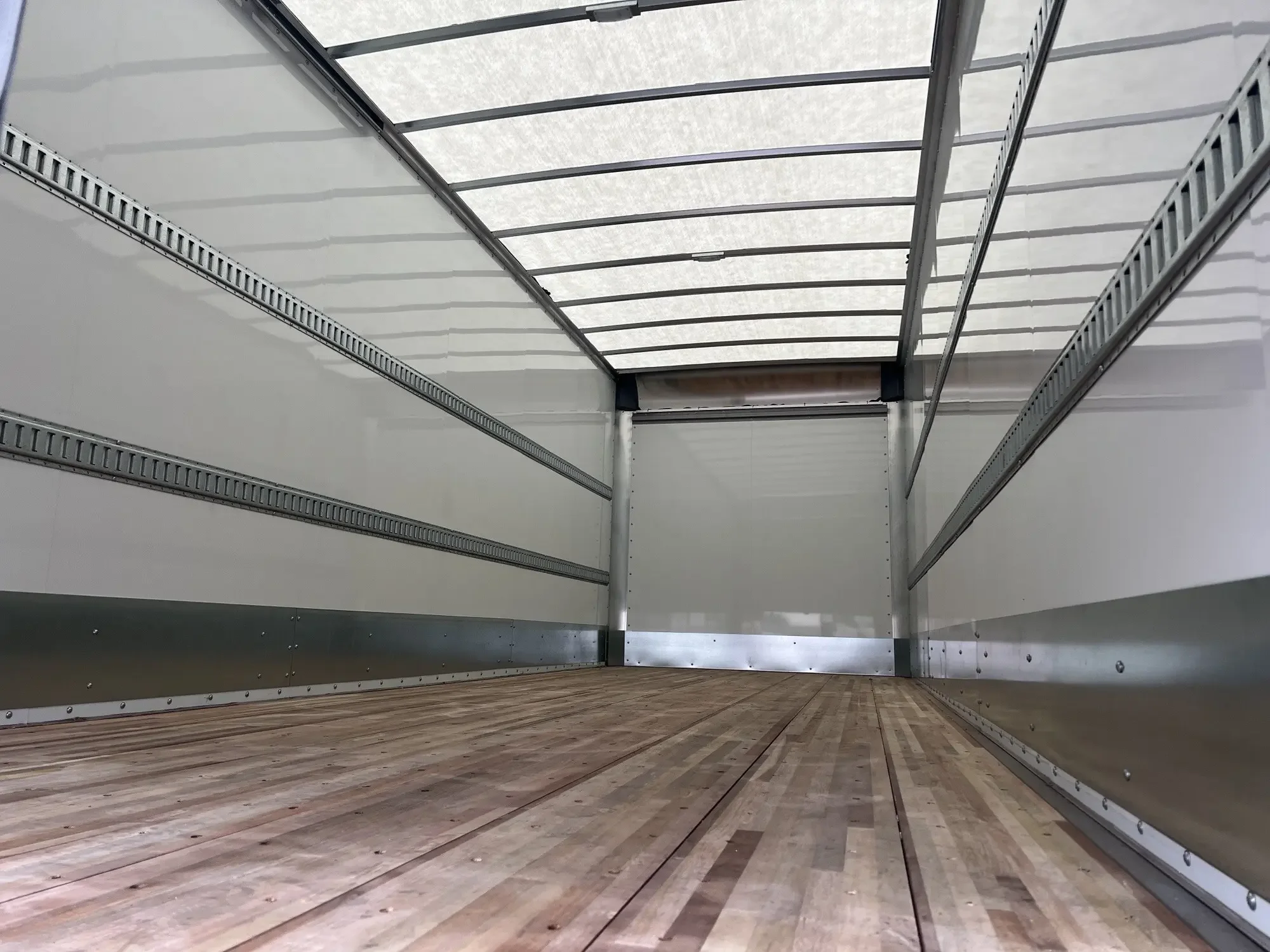 2025 International MV - image 6