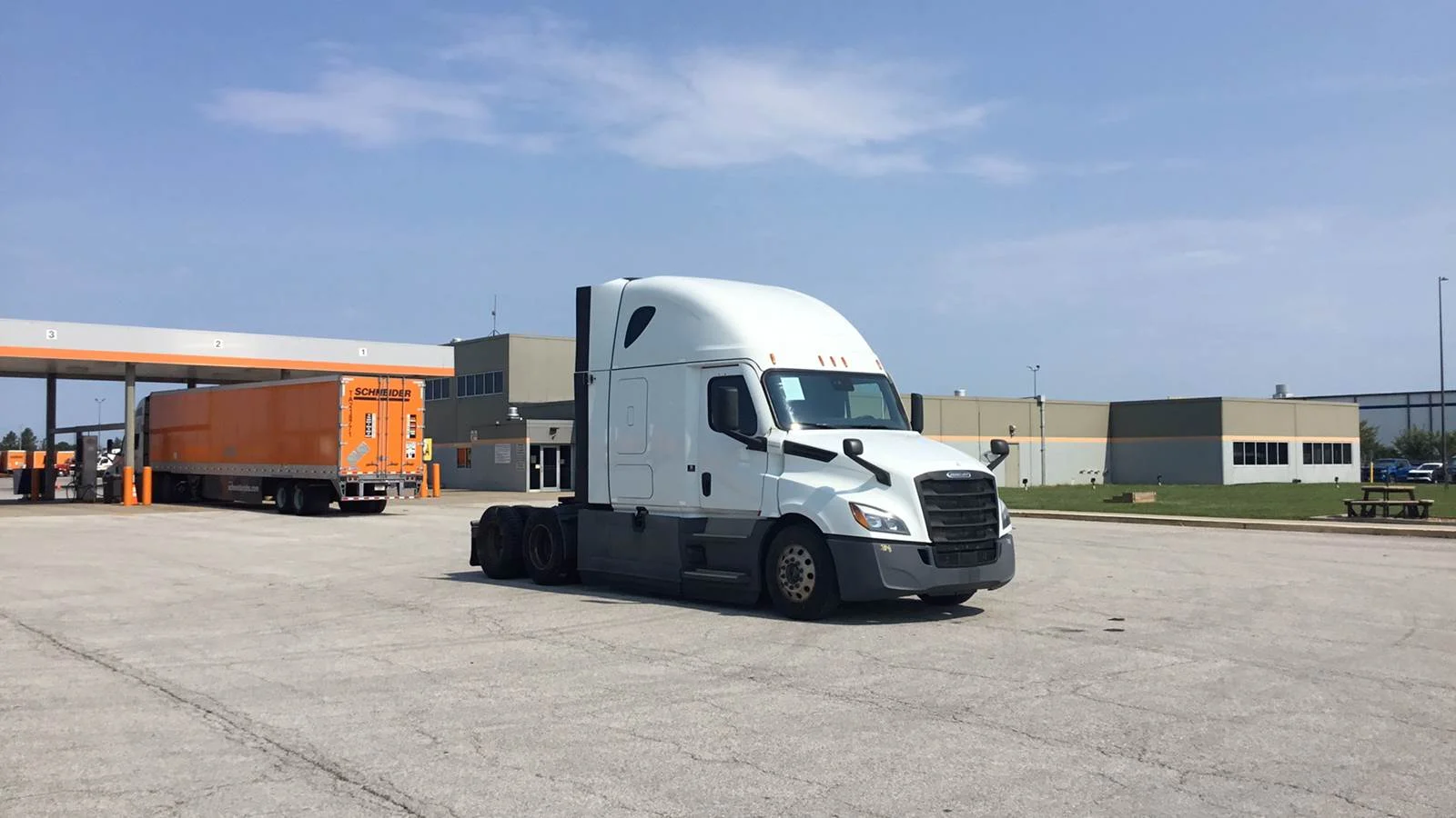 2023 Freightliner Cascadia