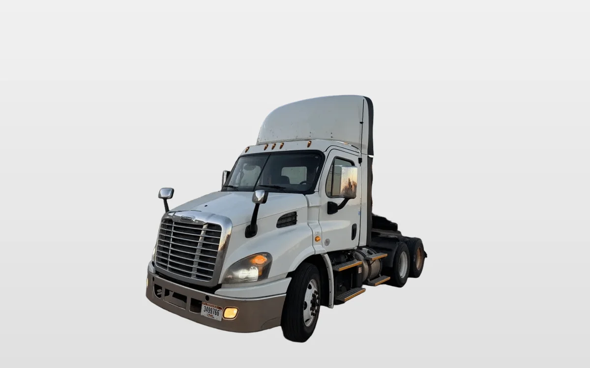 2017 Freightliner - image 1