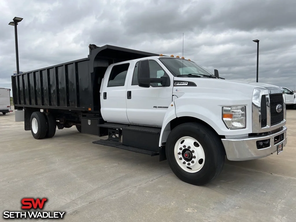 2016 Ford F-750
