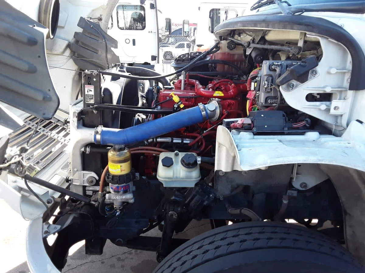2019 Freightliner M2 106 in Dallas, TX — photo 10