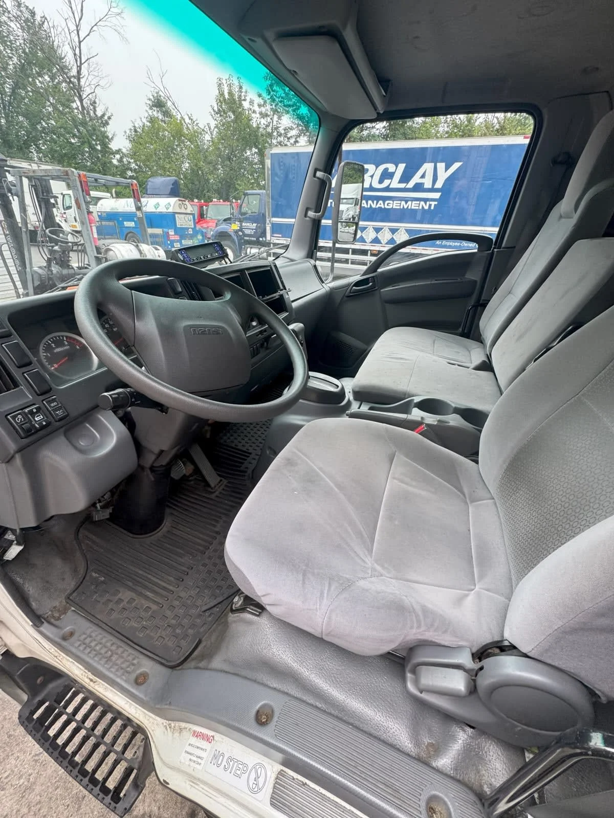 2020 Isuzu NQR in Bensalem, PA — photo 8