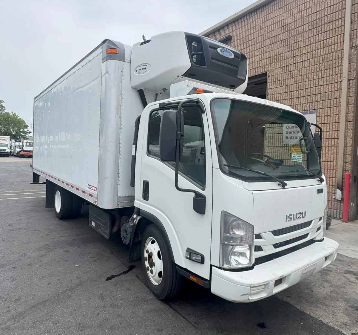 2020 Isuzu NQR in Bensalem, PA — photo 3