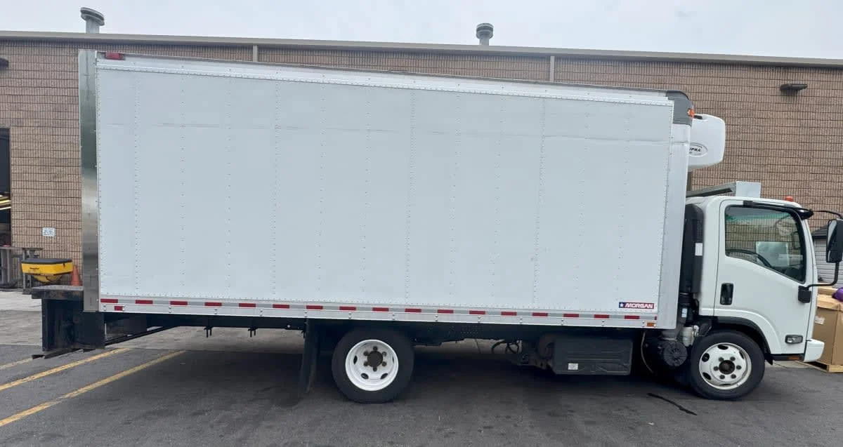 2020 Isuzu NQR in Bensalem, PA — photo 13