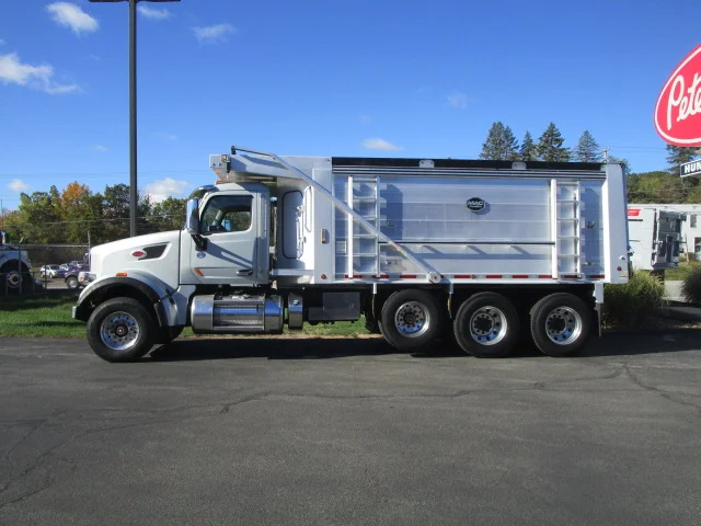 2019 Peterbilt 567 - image 2